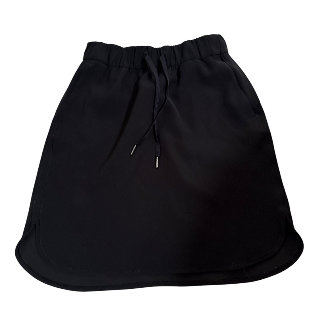 Lululemon On the Fly Black Skirt with Drawstring